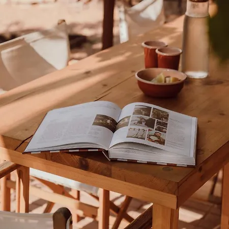 Ses Sucreres Small & Slow Ξενοδοχείο 4*