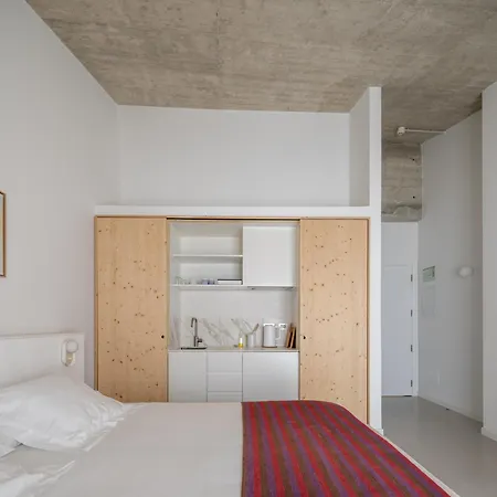 Ses Sucreres Small & Slow 4*