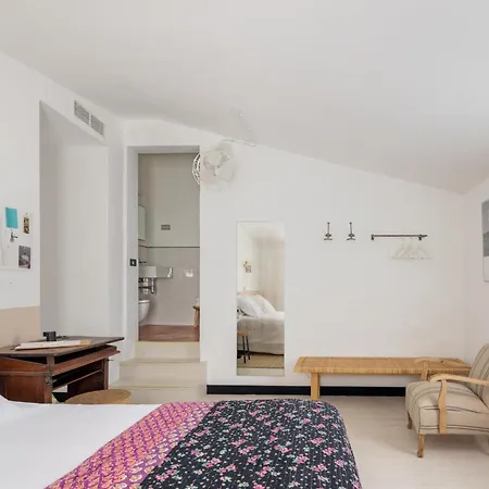 Ses Sucreres Small & Slow פרריאס