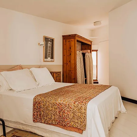 Ses Sucreres Small & Slow Ferreries