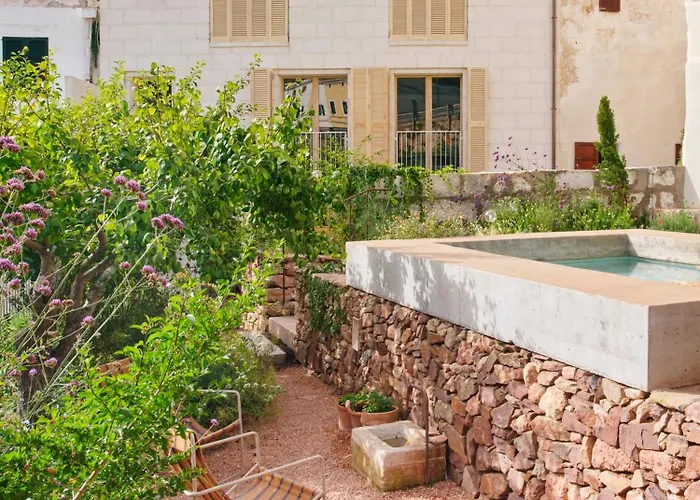 Ses Sucreres Small & Slow Szálloda 4*